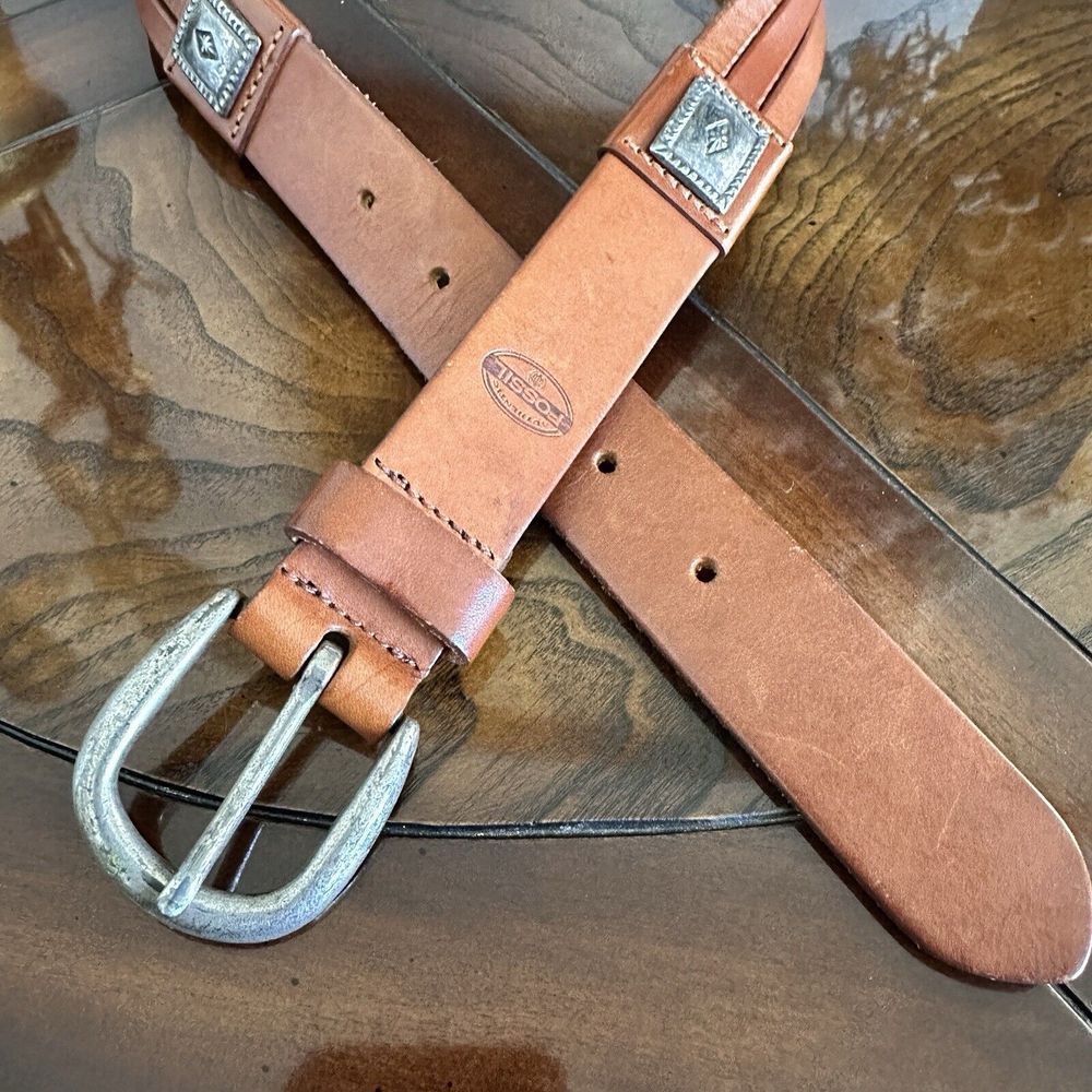 Fossil Concho Belt Women's 26-29 Inch Leather Western Silver Medallion Diamond